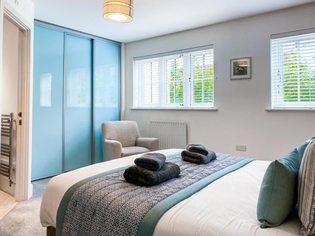 The Chaucer - Modern 3 Bed Home With Parking Close To City Centre 坎特伯雷 外观 照片