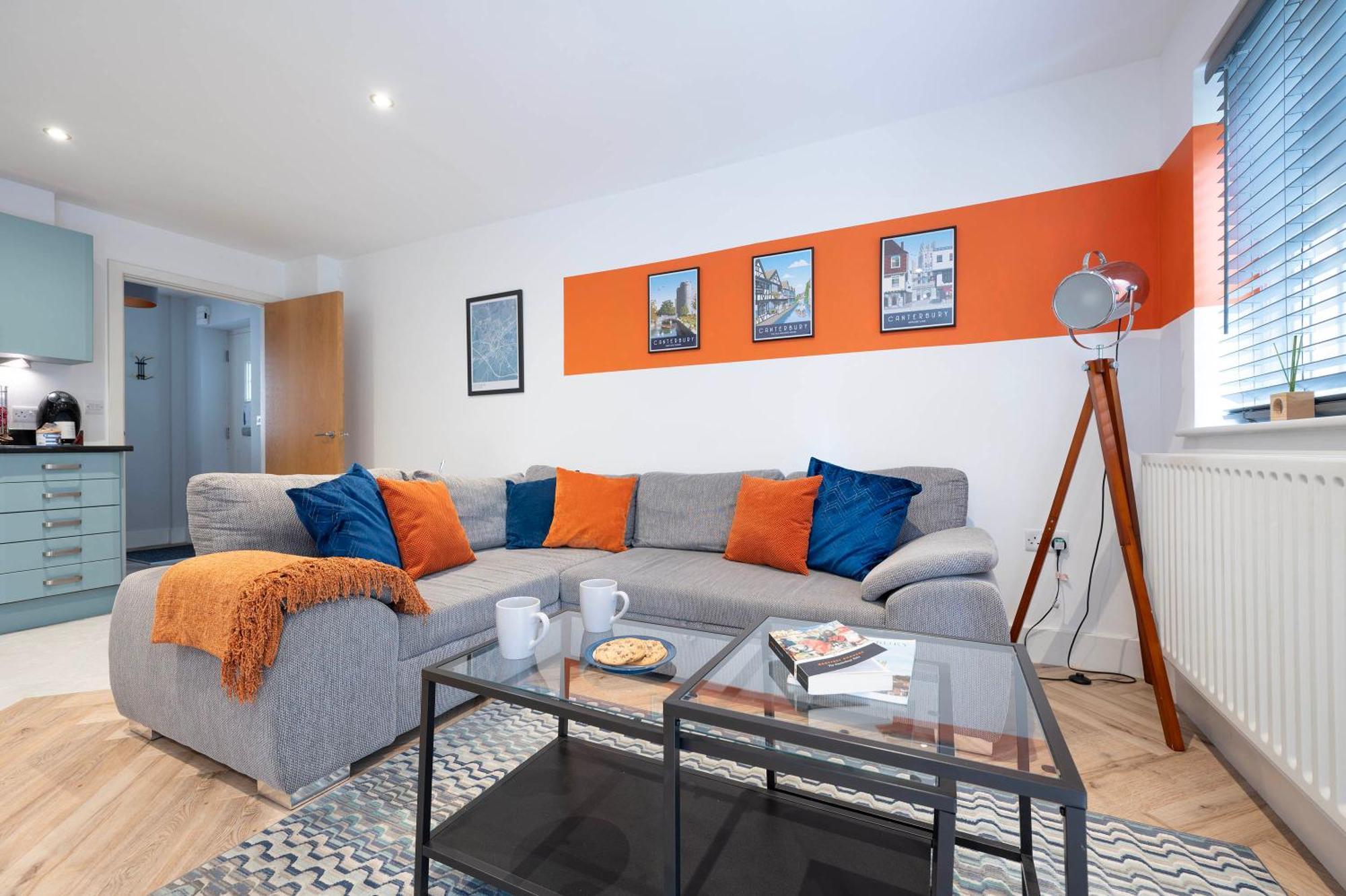 The Chaucer - Modern 3 Bed Home With Parking Close To City Centre 坎特伯雷 外观 照片